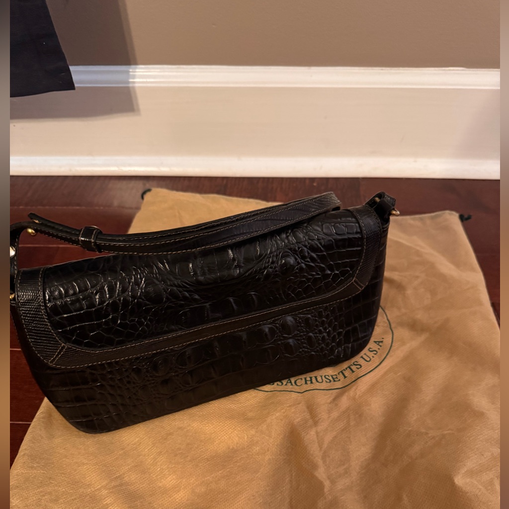 Elegant Black Crocodile Leather Bag